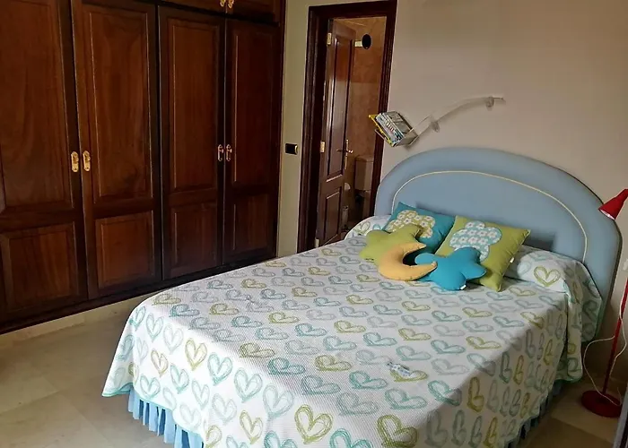 Celia 坎德拉里亚